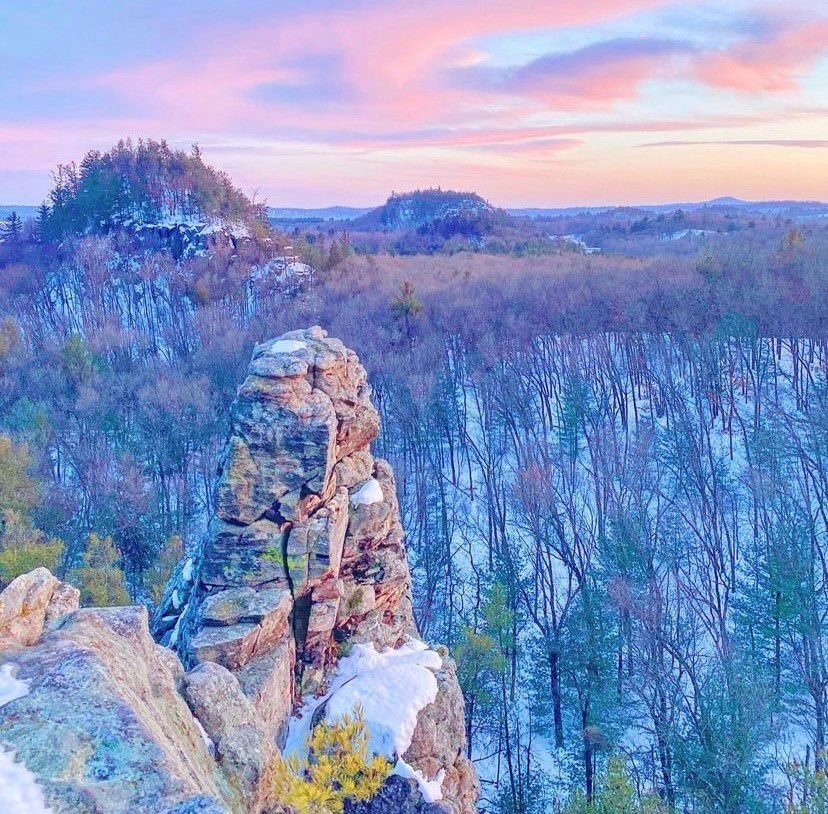 Mill Bluff State Park